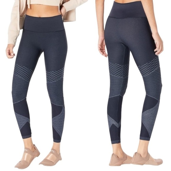 NEW Spanx Seamless Moto Legging Indigo Sky Sz M - Picture 1 of 7